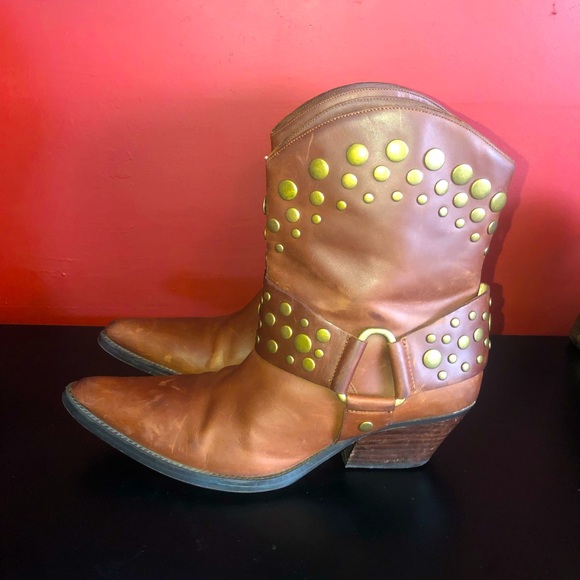 GUESS by Marciano Superstud Leather Cowgirl Bootie - Picture 5 of 7